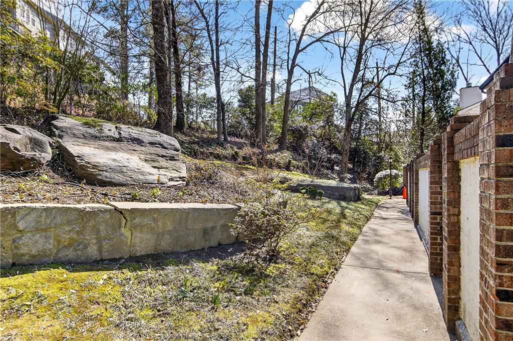1 Ardmore Square NW Unit 1