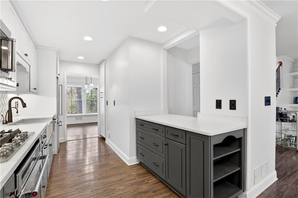 1 Ardmore Square NW Unit 1