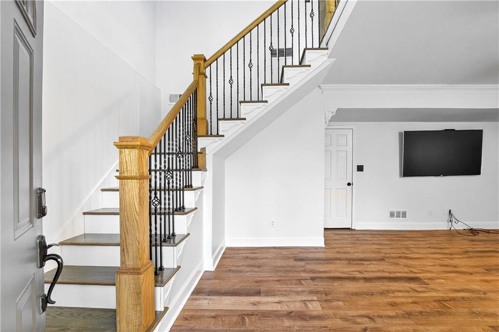 1 Ardmore Square NW Unit 1