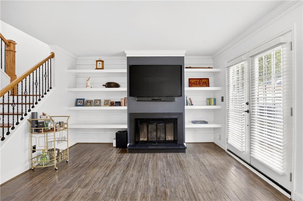 1 Ardmore Square NW Unit 1