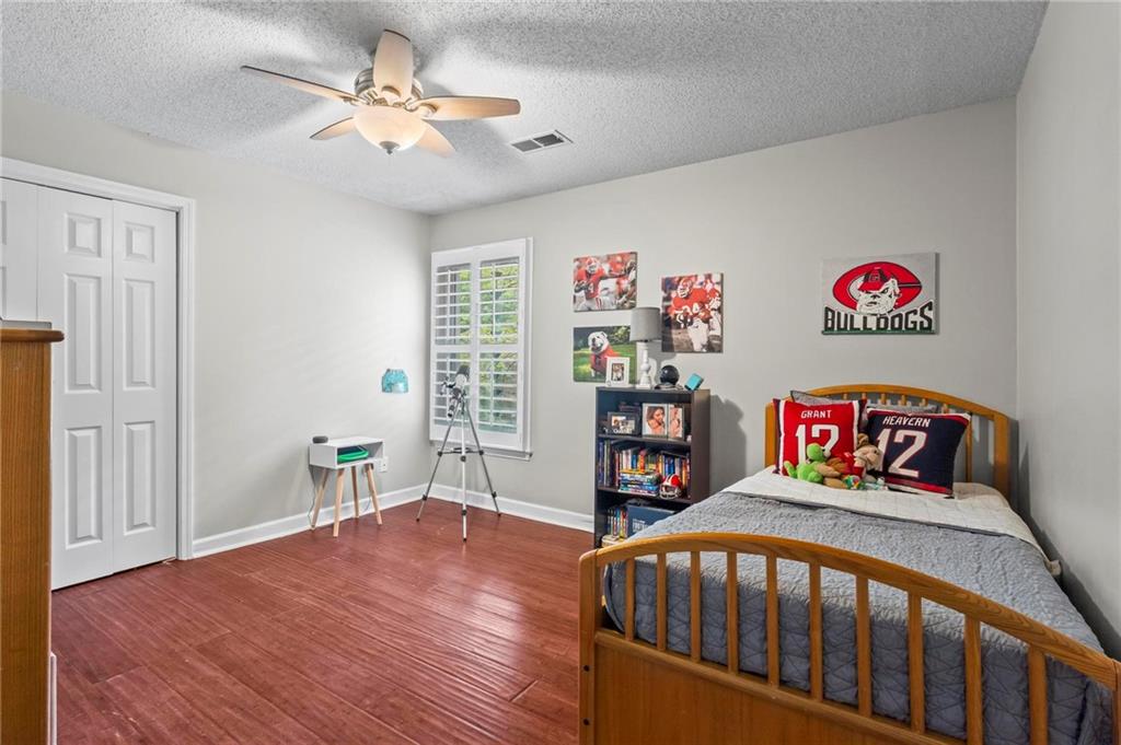 2669 Chimney Springs Drive