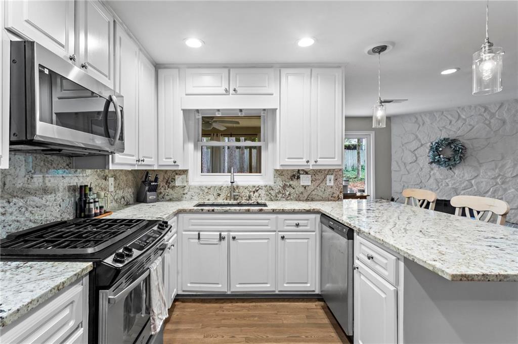 2669 Chimney Springs Drive