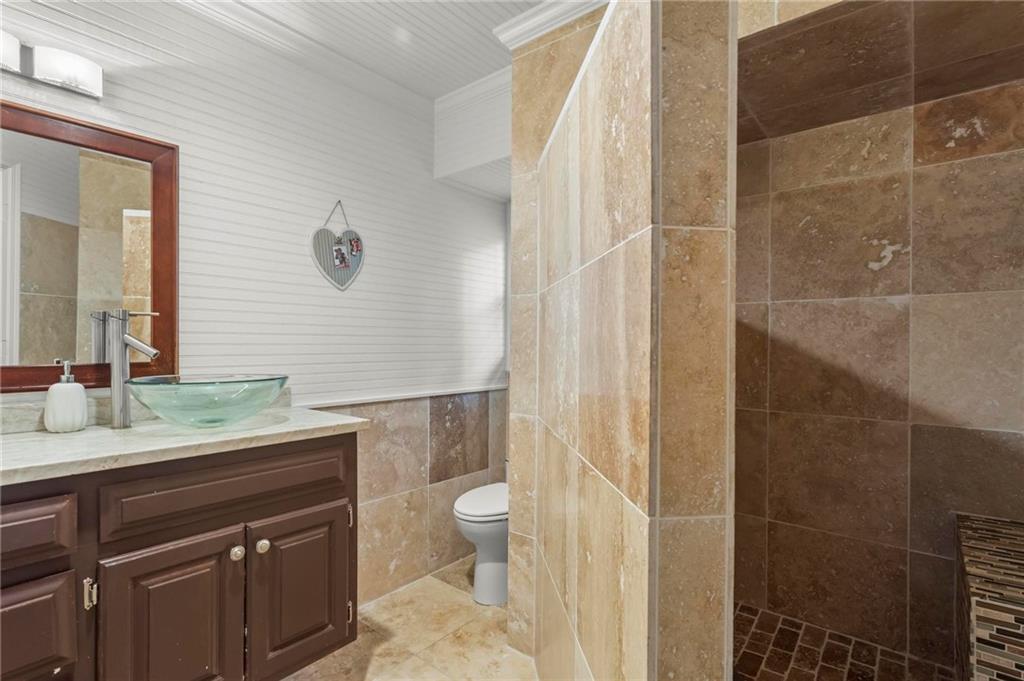 2669 Chimney Springs Drive