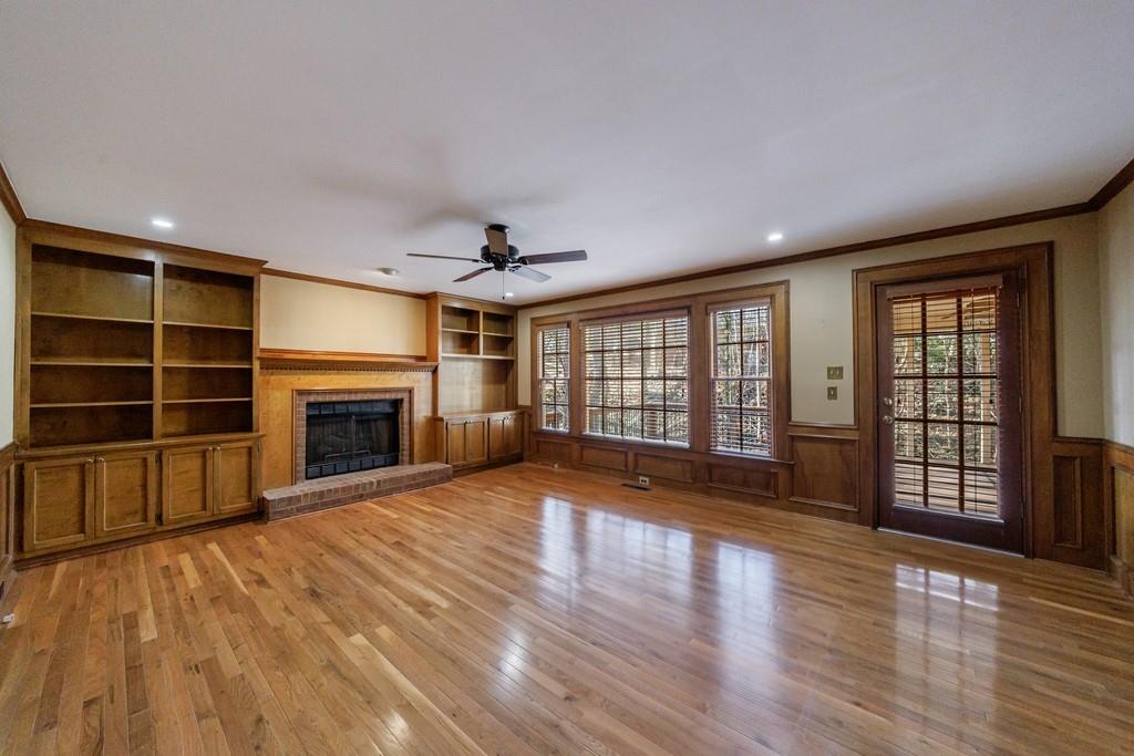 4035 Song Thrush Court NE