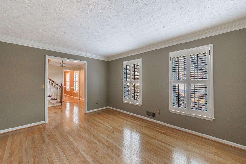 4035 Song Thrush Court NE