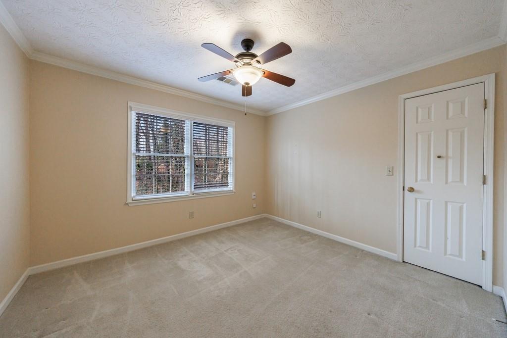 4035 Song Thrush Court NE