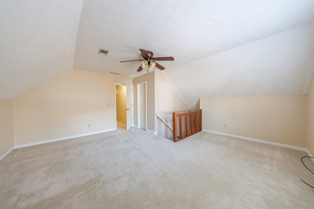 4035 Song Thrush Court NE