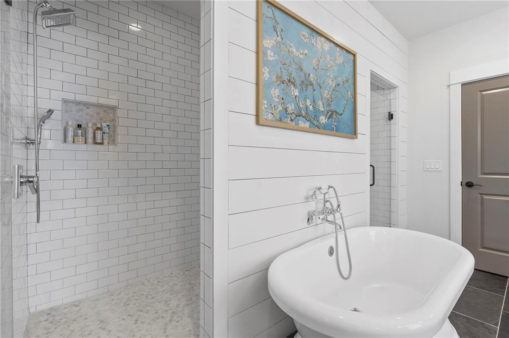 2174 Pine Cone Lane NE