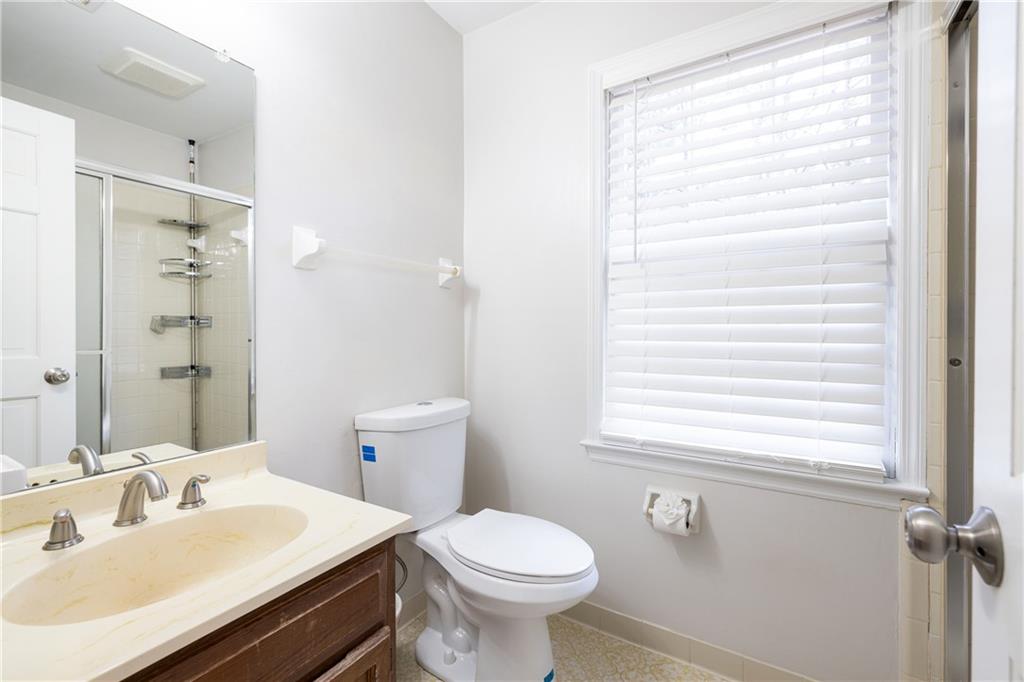 589 Spring Creek Court NE