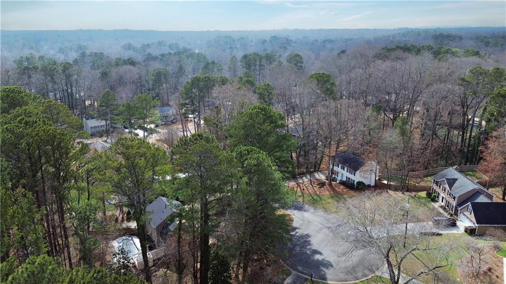 589 Spring Creek Court NE