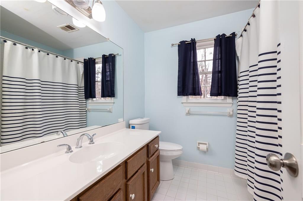 589 Spring Creek Court NE