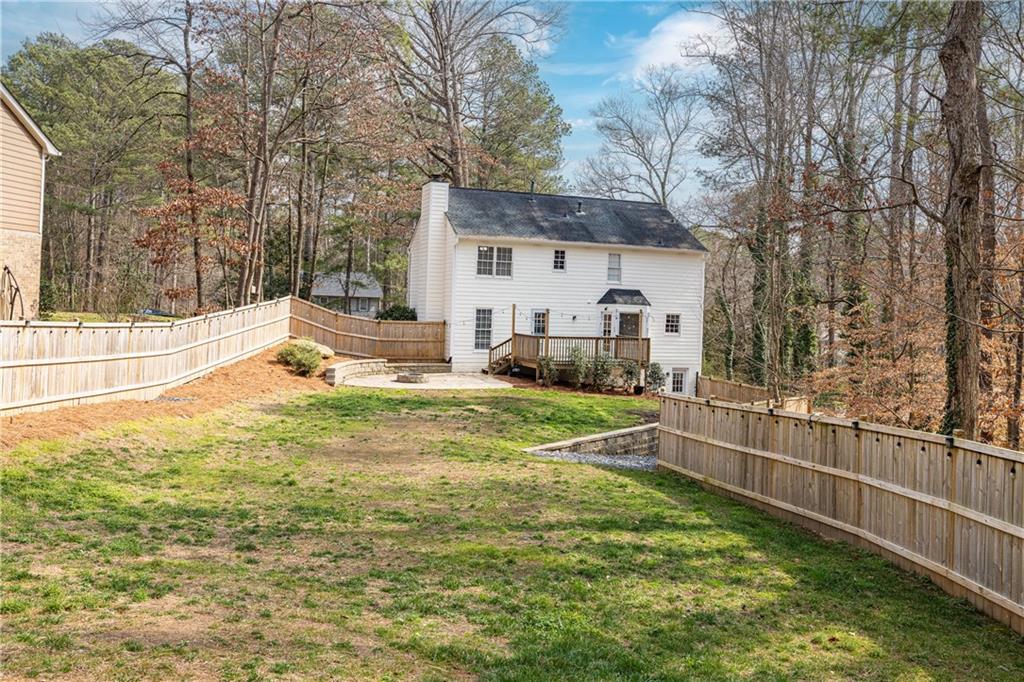 589 Spring Creek Court NE