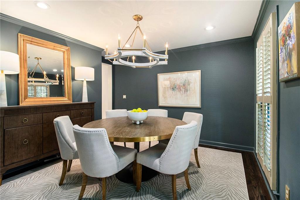 2572 Hyde Manor Drive NW