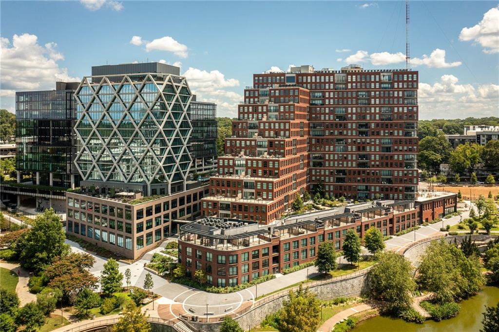 422 Glen Iris Drive NE