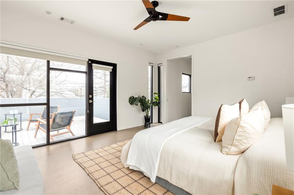 422 Glen Iris Drive NE