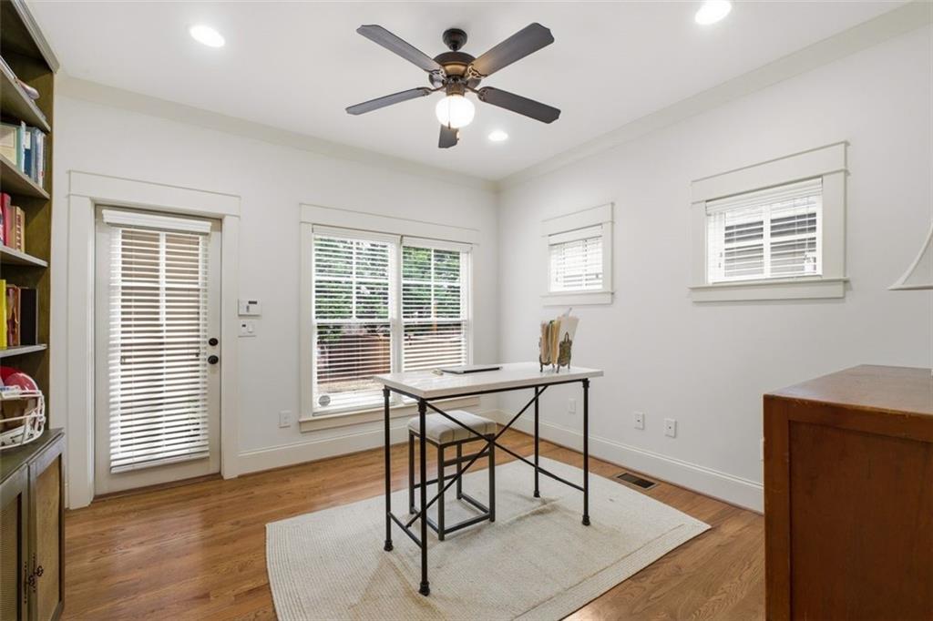 1613 Walker Street SE