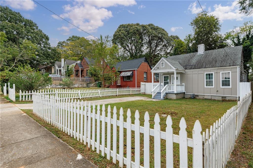 1012 Westmoor Drive NW