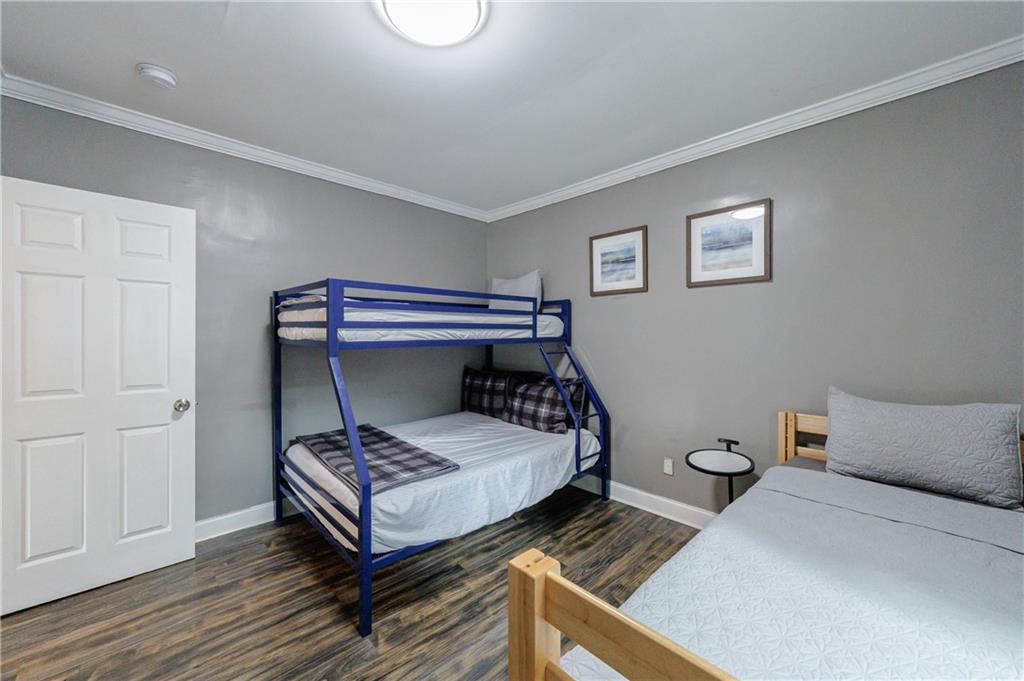 1012 Westmoor Drive NW