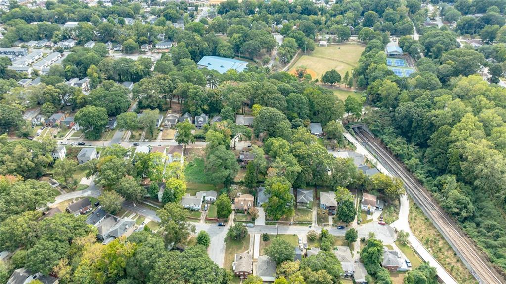 1012 Westmoor Drive NW