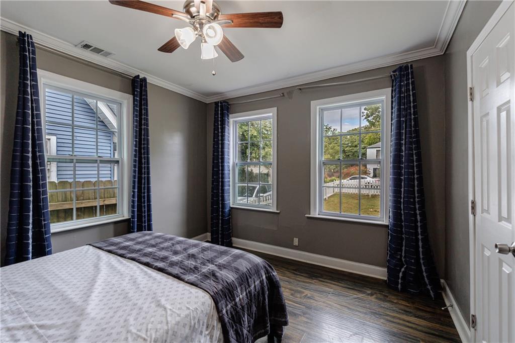 1012 Westmoor Drive NW