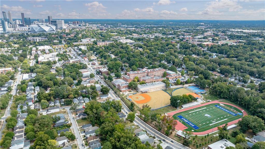 1012 Westmoor Drive NW