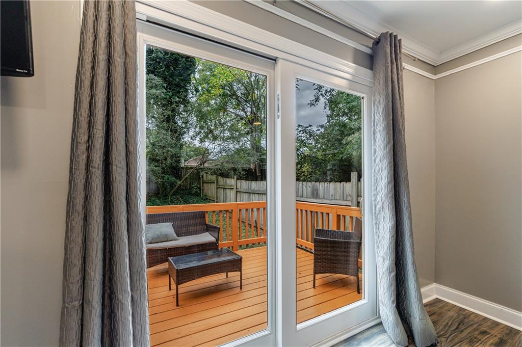 1012 Westmoor Drive NW