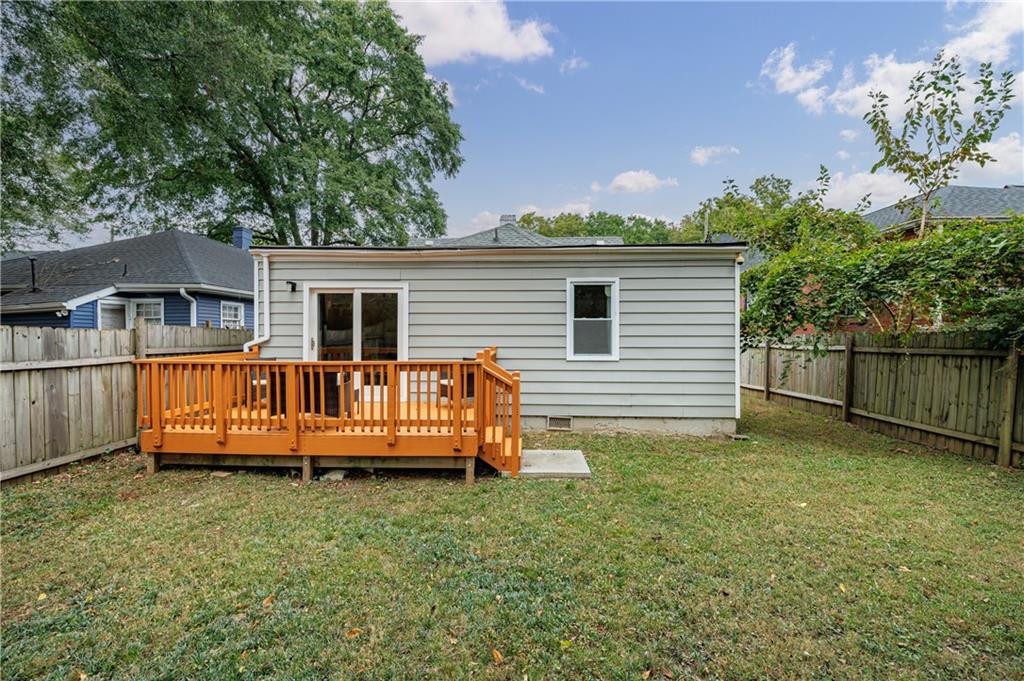 1012 Westmoor Drive NW