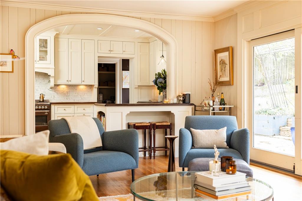 870 Wellesley Drive NW