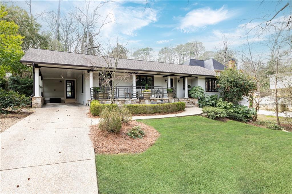 870 Wellesley Drive NW