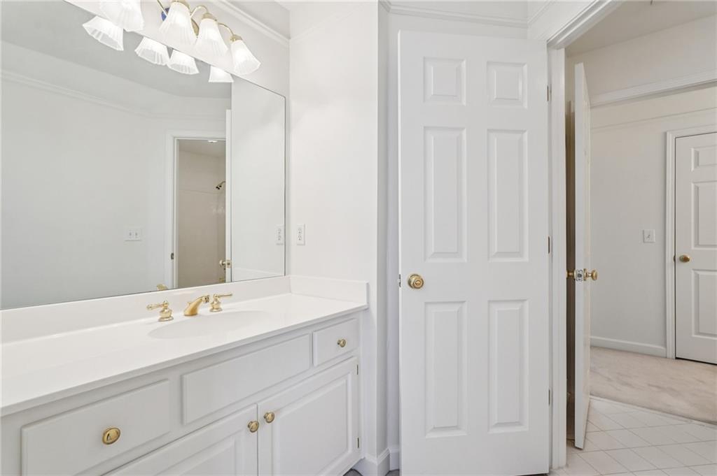 3682 Gatehurst Court SE