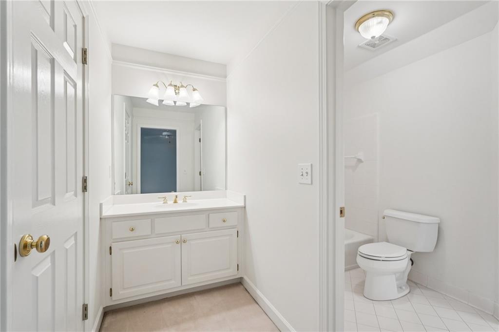 3682 Gatehurst Court SE