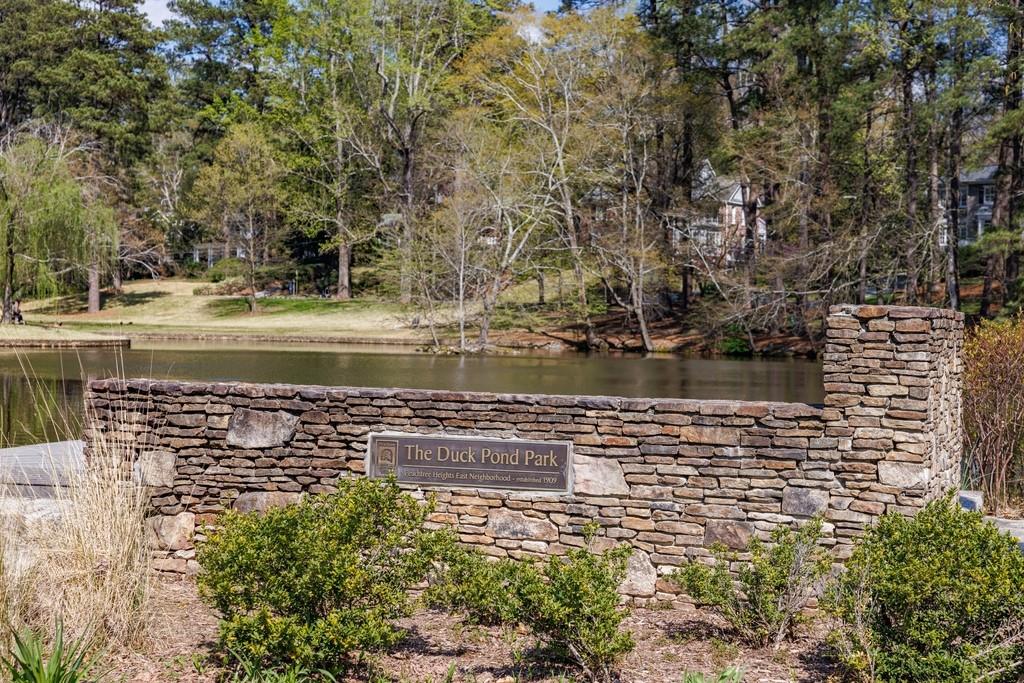 241 Lakeview Avenue NE