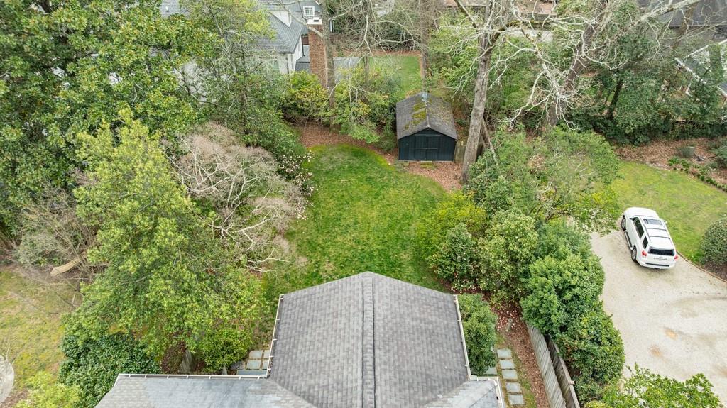 241 Lakeview Avenue NE