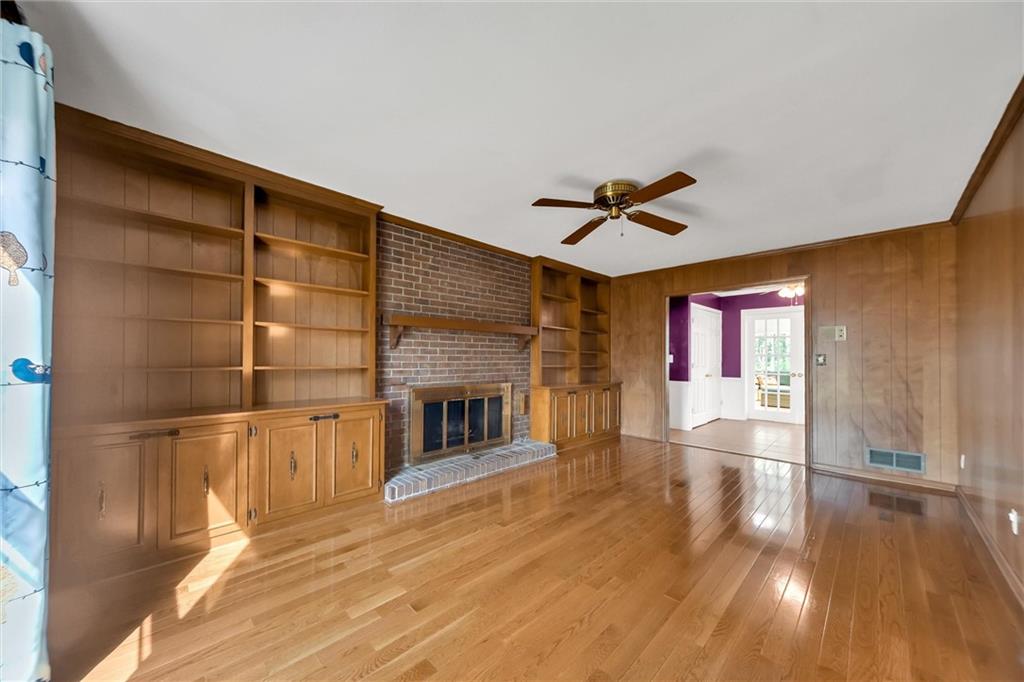 2652 Fontainebleau Drive