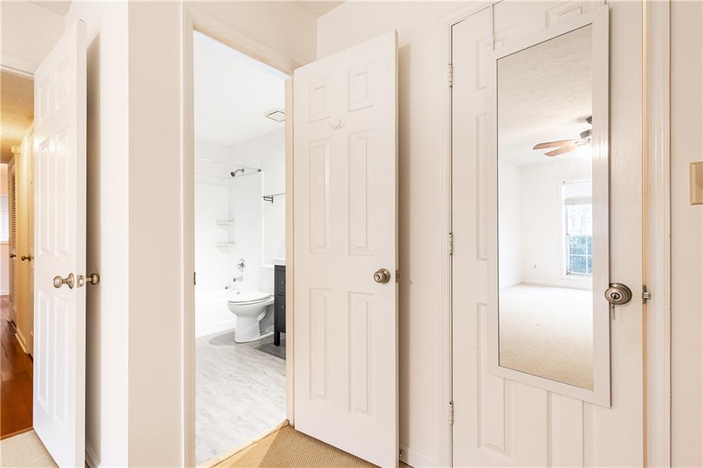 2901 Lenox Way NE Unit 902