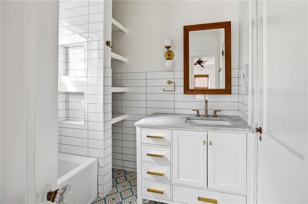 389 Patterson Avenue SE