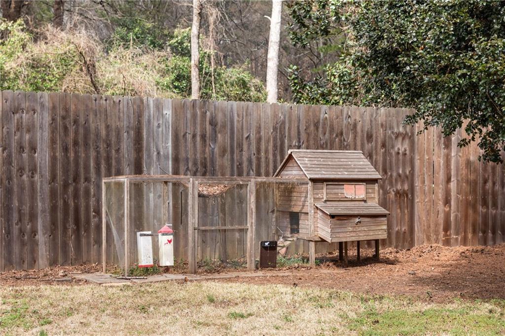 1836 Westminster Way NE