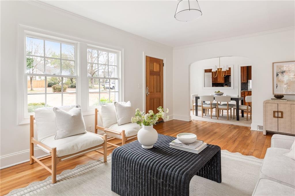 1836 Westminster Way NE