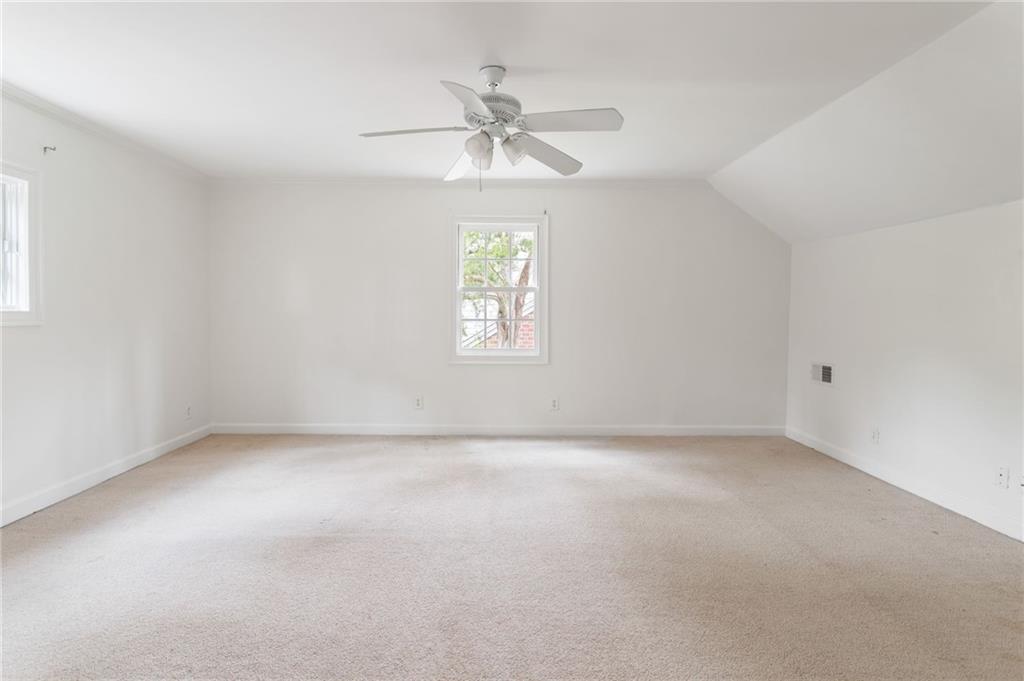 1836 Westminster Way NE