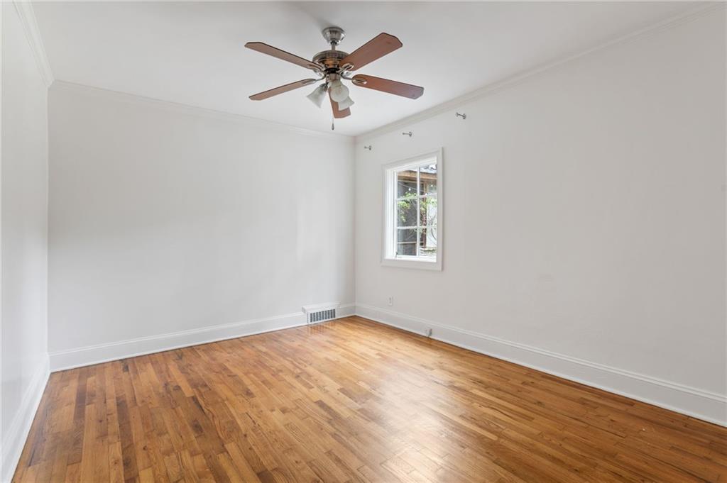 1836 Westminster Way NE