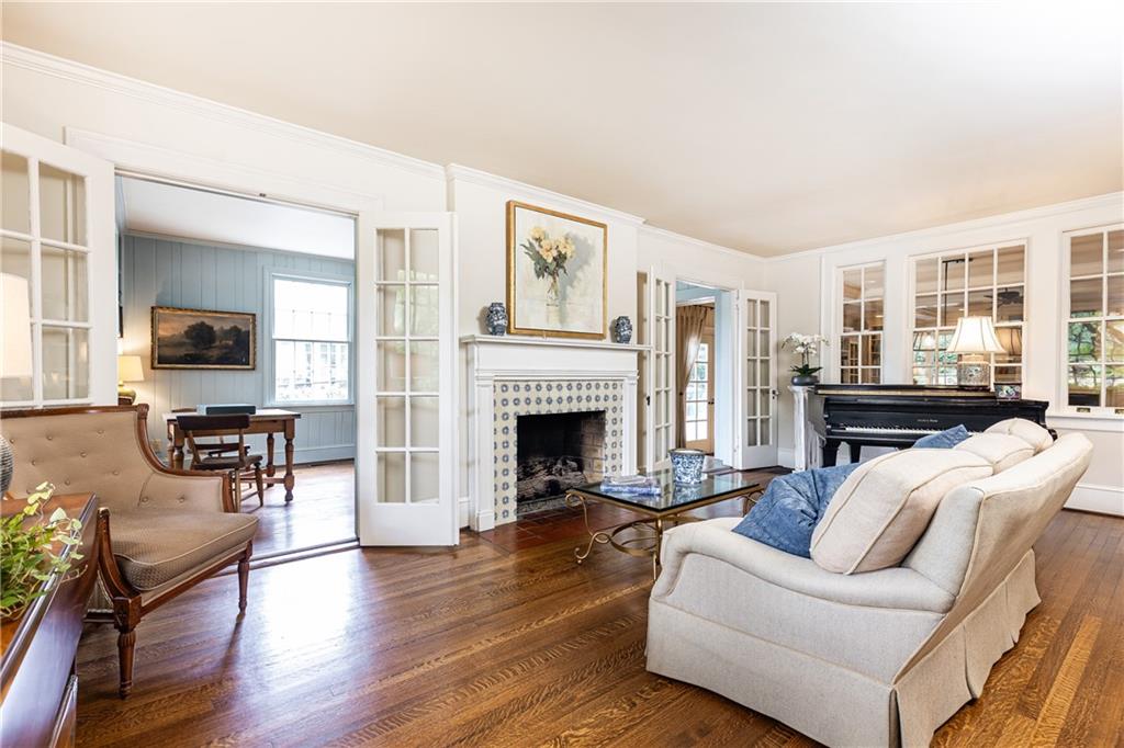 9 Palisades Road NE