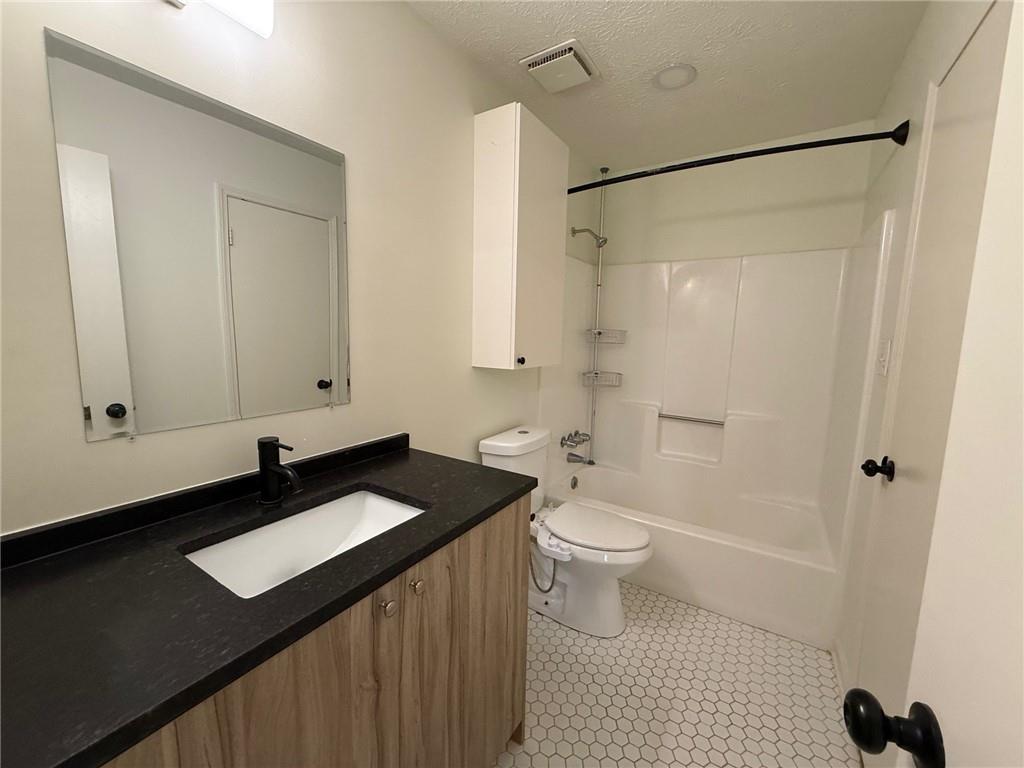 1601 Walker Street SE Unit A