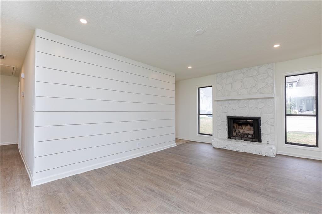 1601 Walker Street SE Unit A