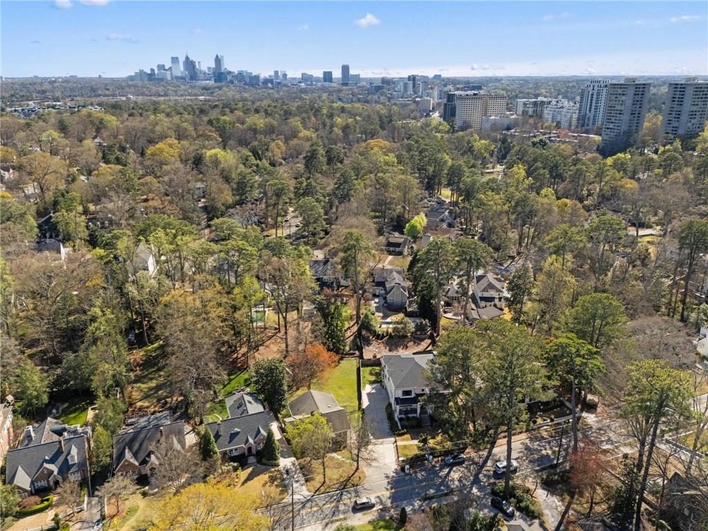 183 E Wesley Road NE