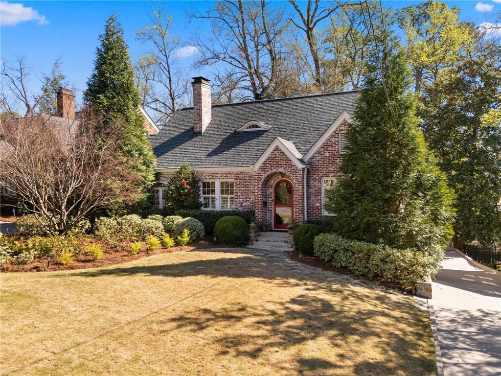 183 E Wesley Road NE