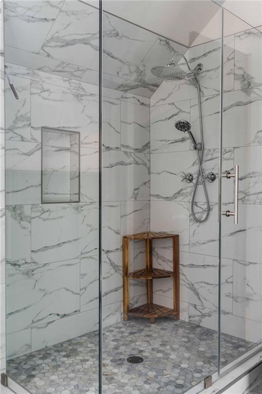 183 E Wesley Road NE