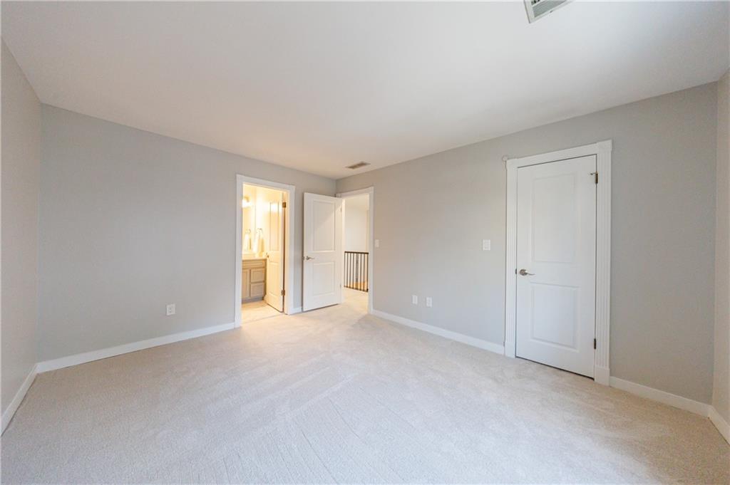 1210 Brookhaven Woods Court NE