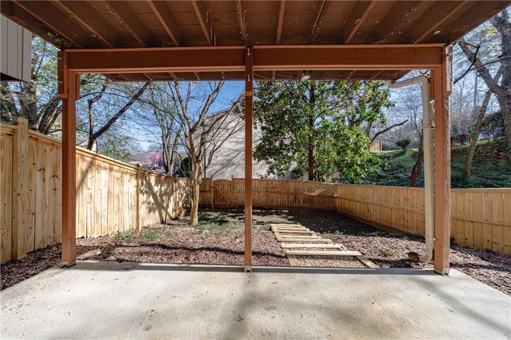 1210 Brookhaven Woods Court NE