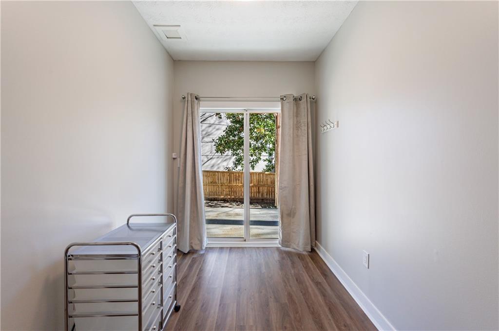 1210 Brookhaven Woods Court NE