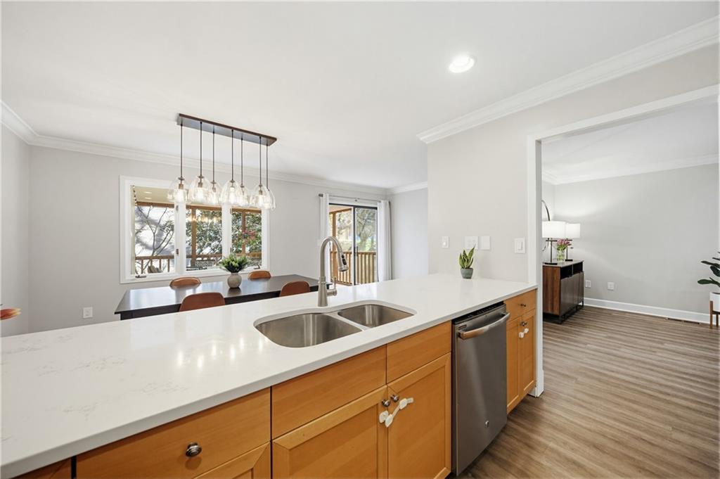 1210 Brookhaven Woods Court NE